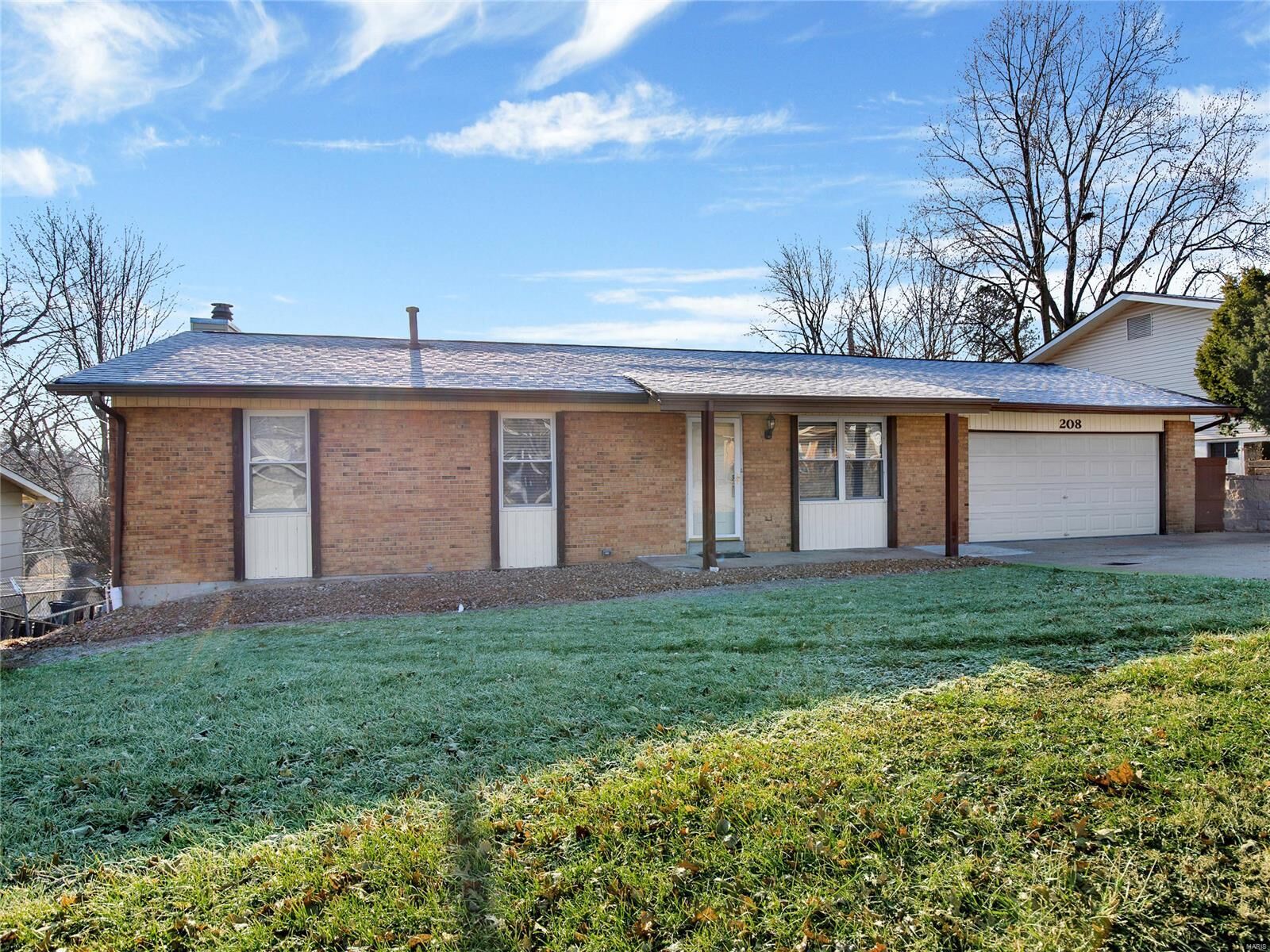 Property Photo: 208 Hunters Ridge MO 63301