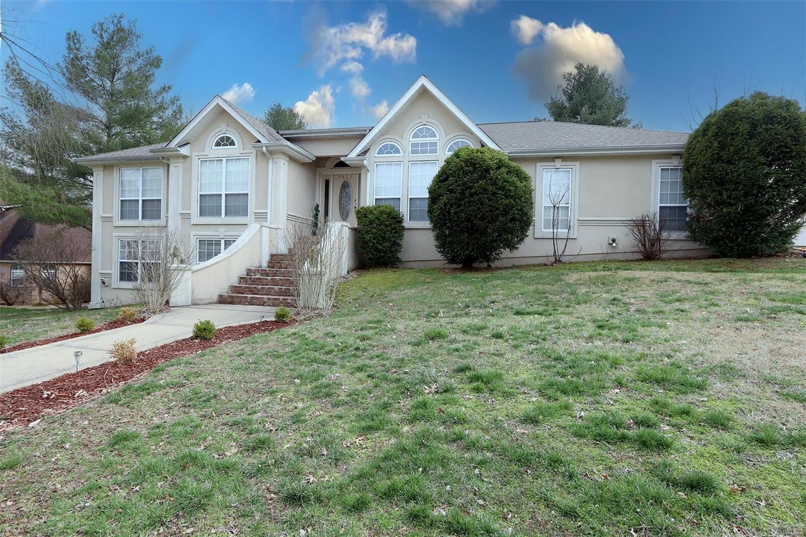 Property Photo: 1613 Greenbrier Street MO 63701