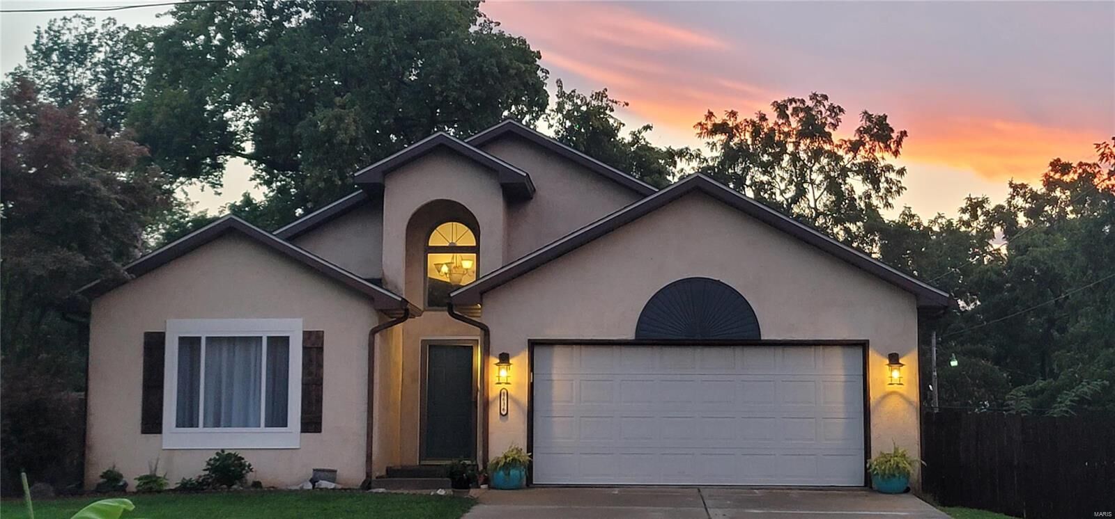 Property Photo:  1636 Saint Thomas Road  IL 62040 