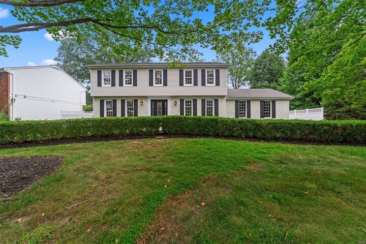 516 Nottingham Drive  Ballwin MO 63011 photo