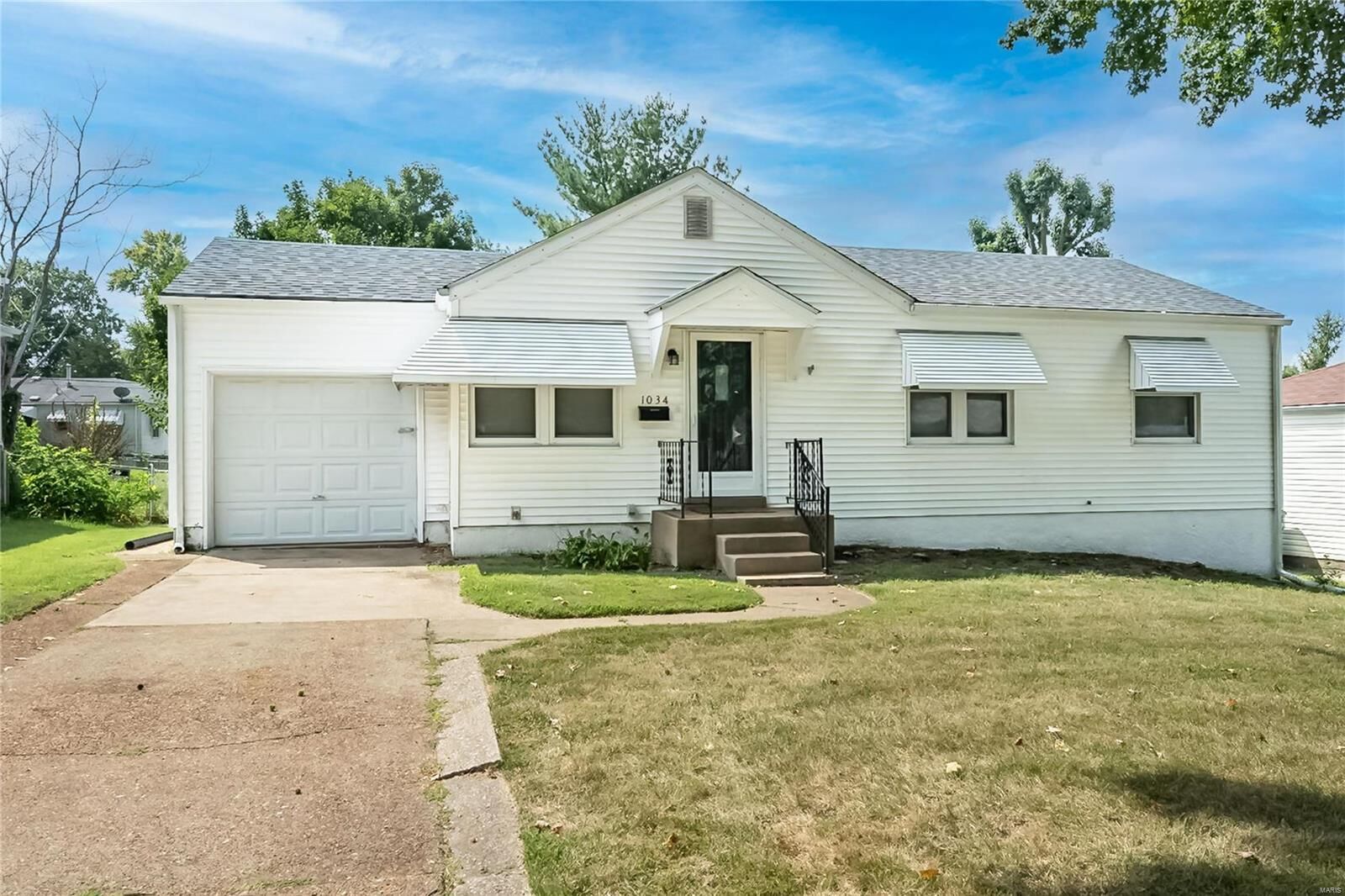 Property Photo:  1034 Addison Drive  MO 63137