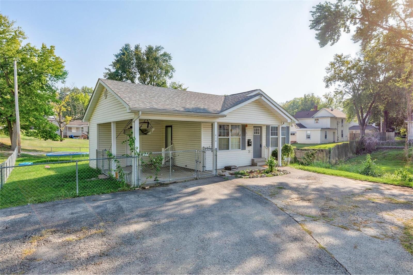 Property Photo:  410 N 5th Street  MO 63028 