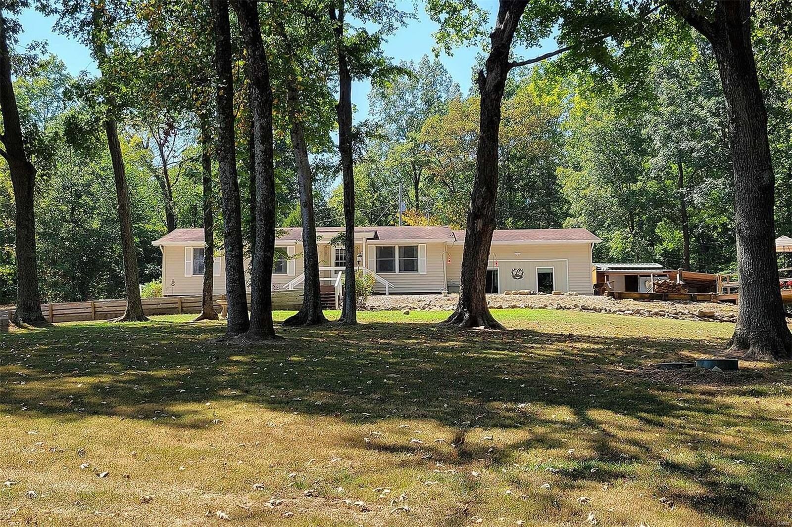 Property Photo: 405 Clay Lane MO 63785
