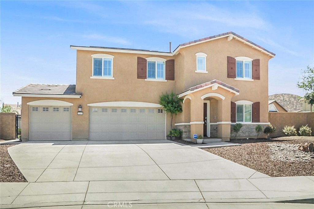 Property Photo:  32159 Pony Tracks Court  CA 92596 