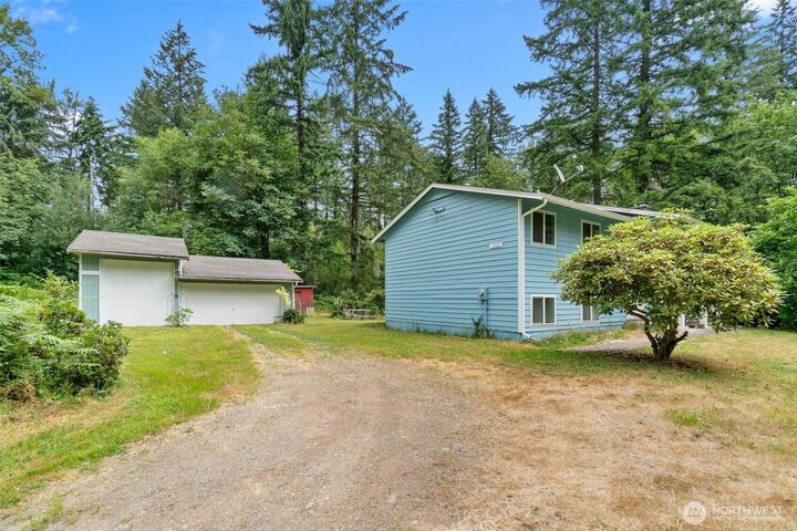 12828  314th Avenue NE  Duvall WA 98019 photo