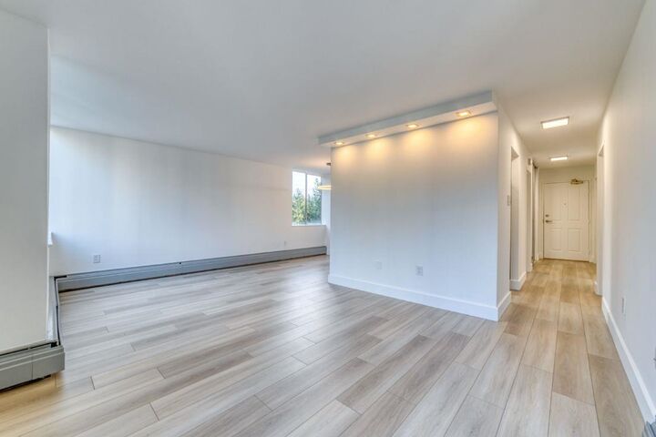 Property Photo: 2004 Fullerton Avenue 1108 BC V7P 3G8
