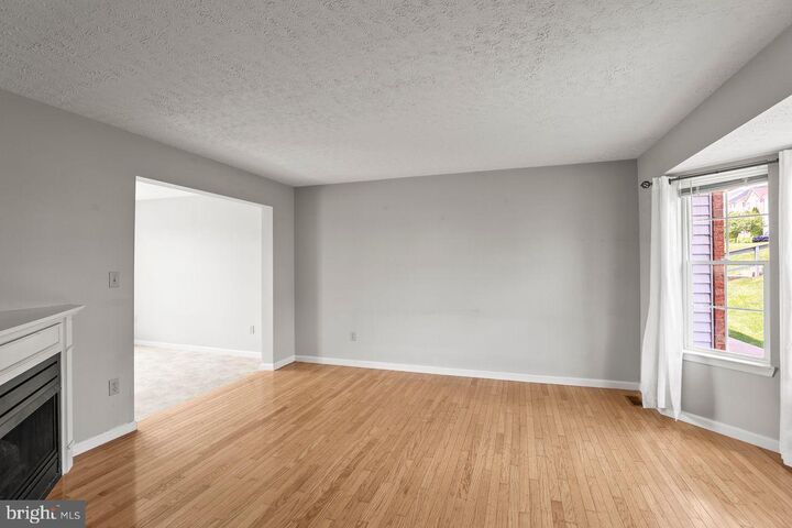 Property Photo:  211 Country Ridge Drive  PA 17356 