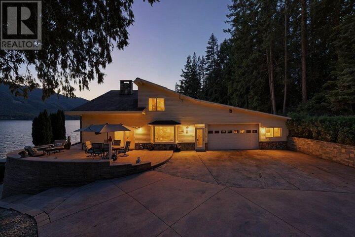 Property Photo:  4842 Sunnybrae Canoe Point Road  BC V0E 2X1 