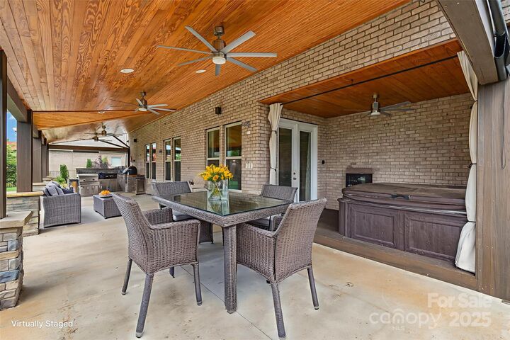 Property Photo:  4071 Thames Circle  SC 29715 