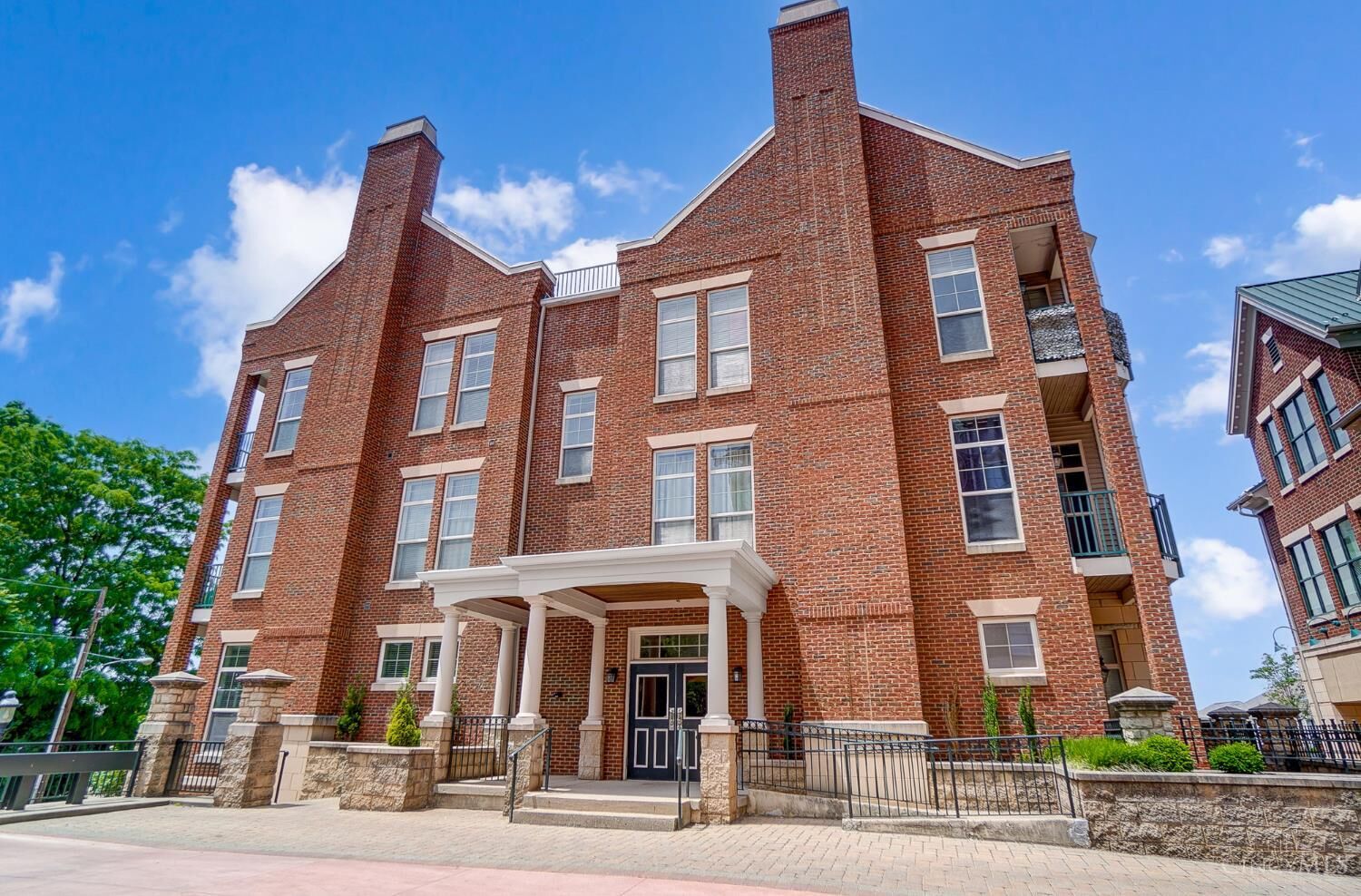 Property Photo: 252 Stetson Street OH 45219