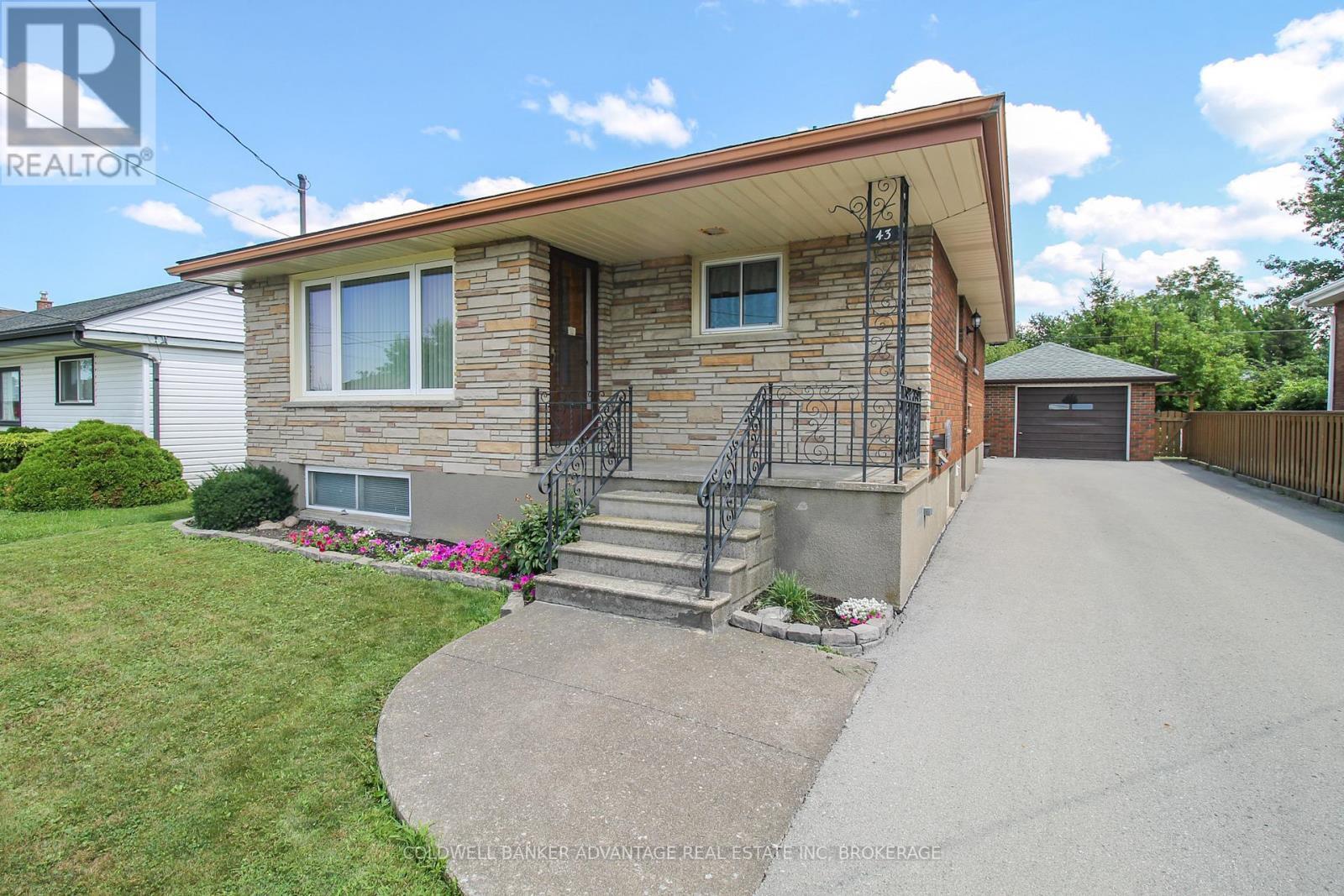 Photo de la propriété: 43 Clarke Street ON L3K 2E9