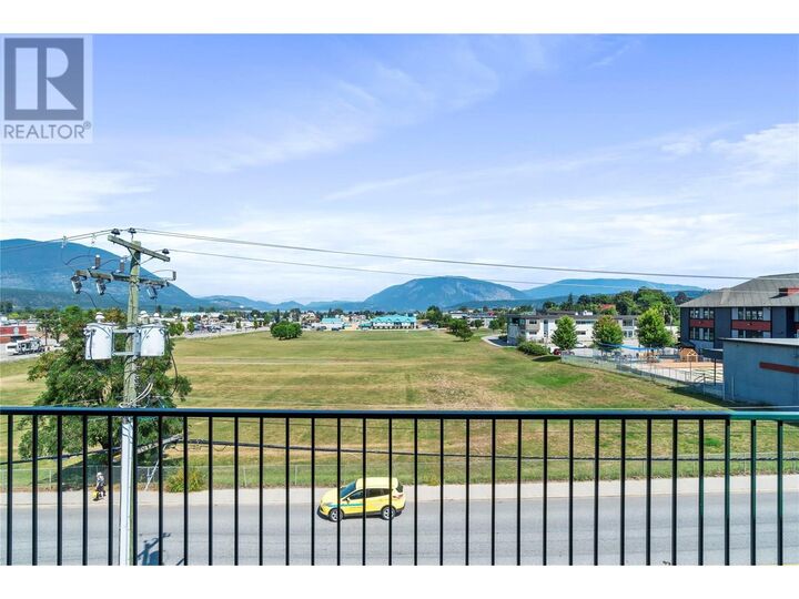 160 5 Avenue Southwest 401  Salmon Arm BC V1E 1R4 photo