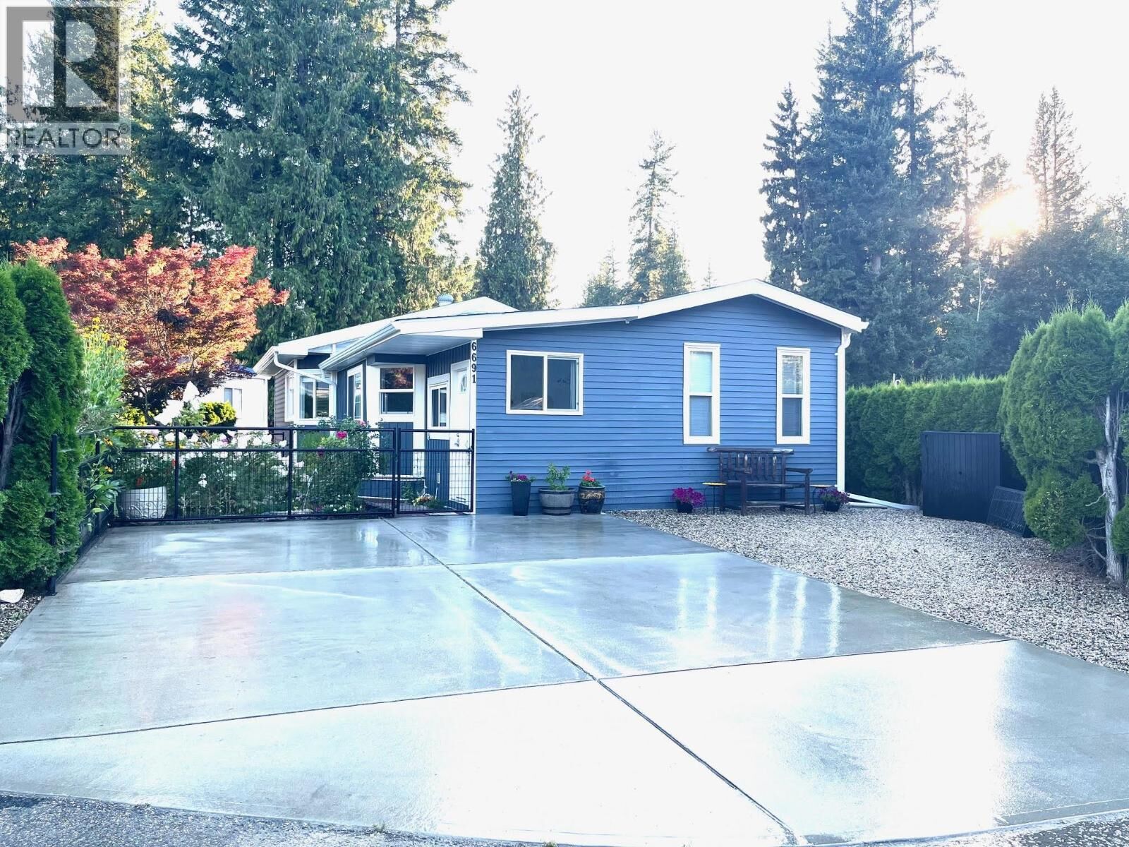 Property Photo:  6691 51 Street Northeast  BC V0E 1K0 