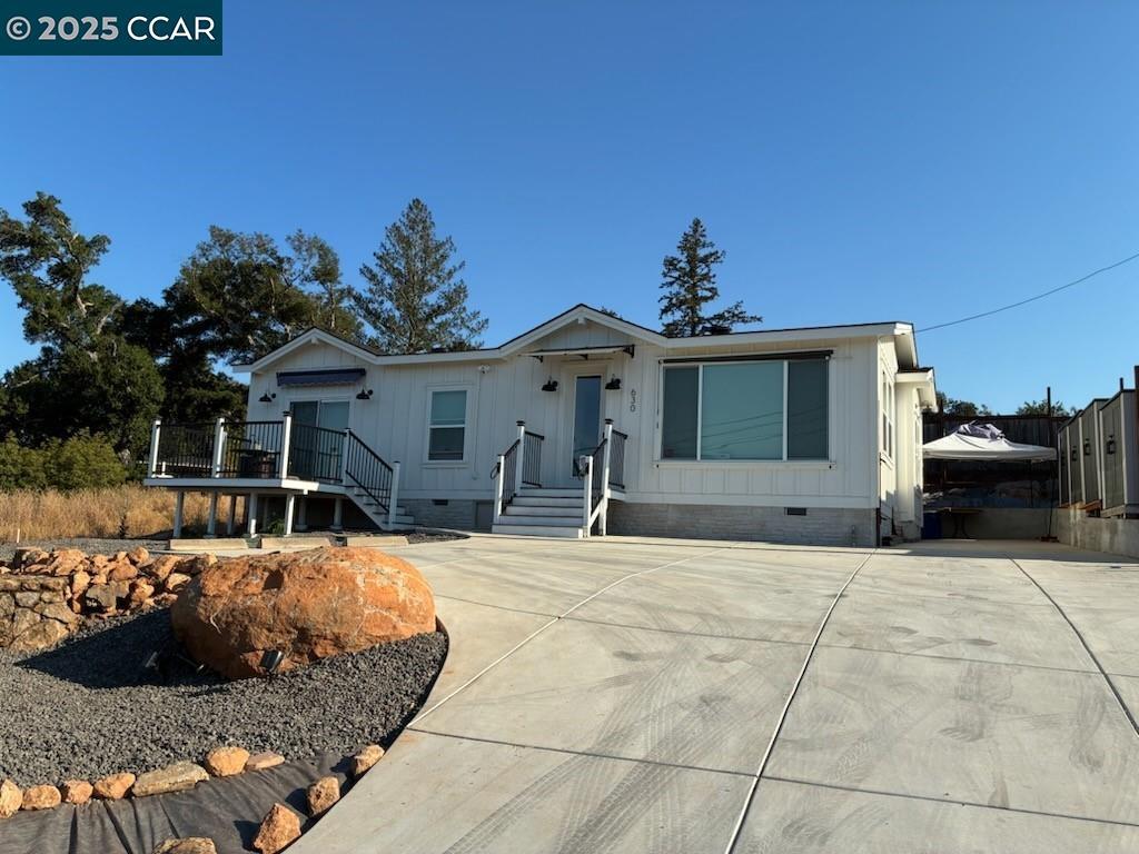Property Photo: 630 Sunnyside Road CA 94574