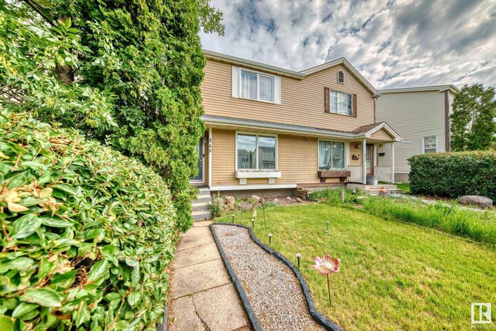 869 Village Mews  Sherwood Park AB T8A 4L9 photo