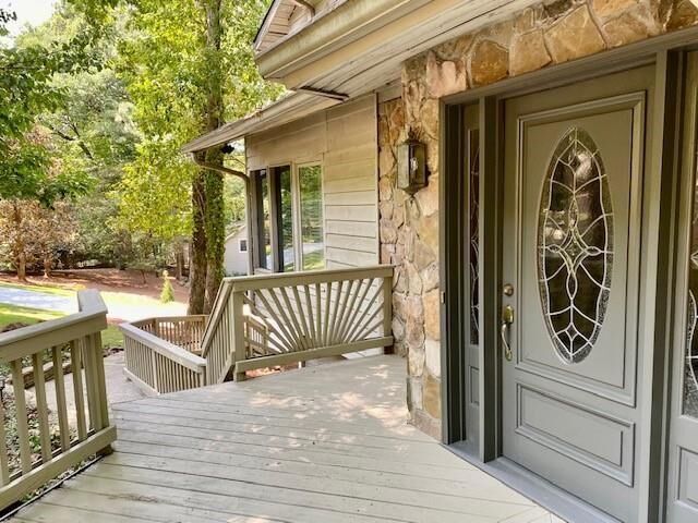 Property Photo:  625 Clear Lake Terrace  GA 30076 