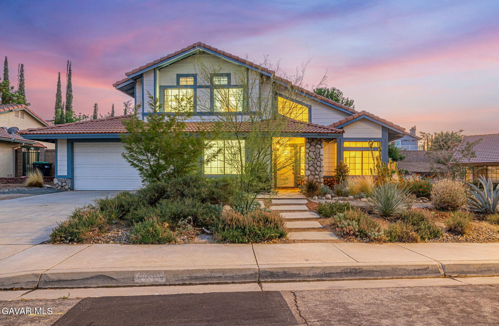 Property Photo: 40645 Maestro Lane CA 93551