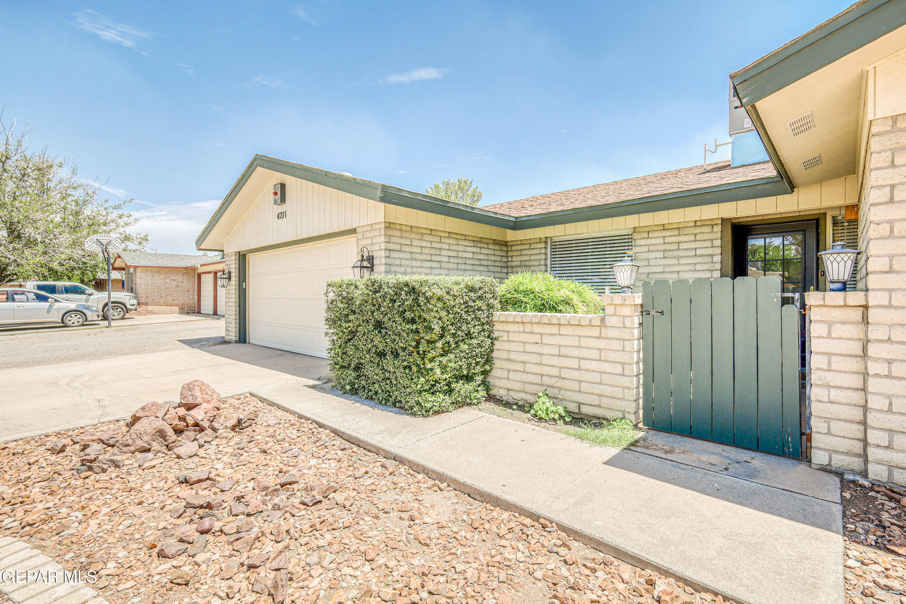 Property Photo: 4271 La Adelita Drive TX 79922