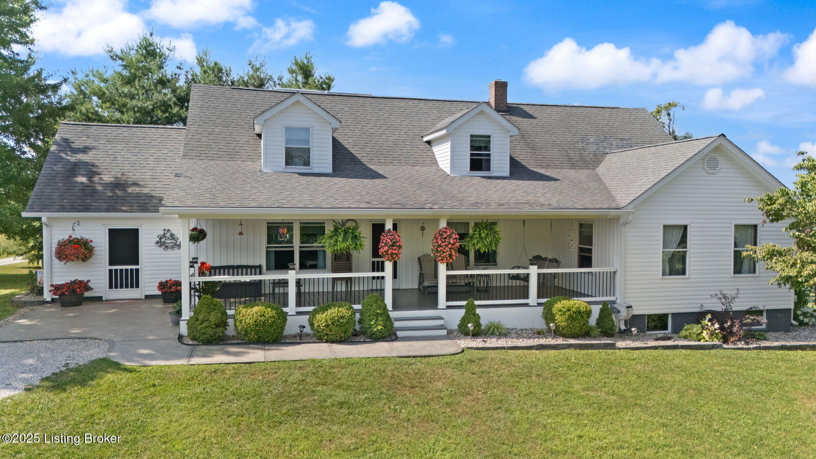 Property Photo:  7565 Cub Run Hwy  KY 42765 