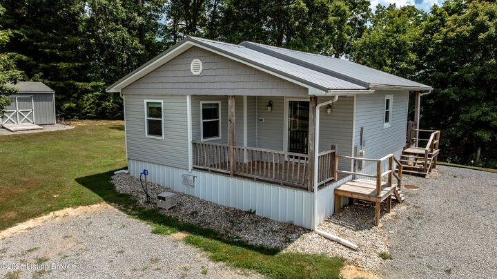 Property Photo:  75 Circle Spur Ln  KY 42642 