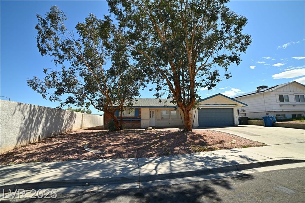 Property Photo:  6905 Singing Dunes Lane  NV 89145 