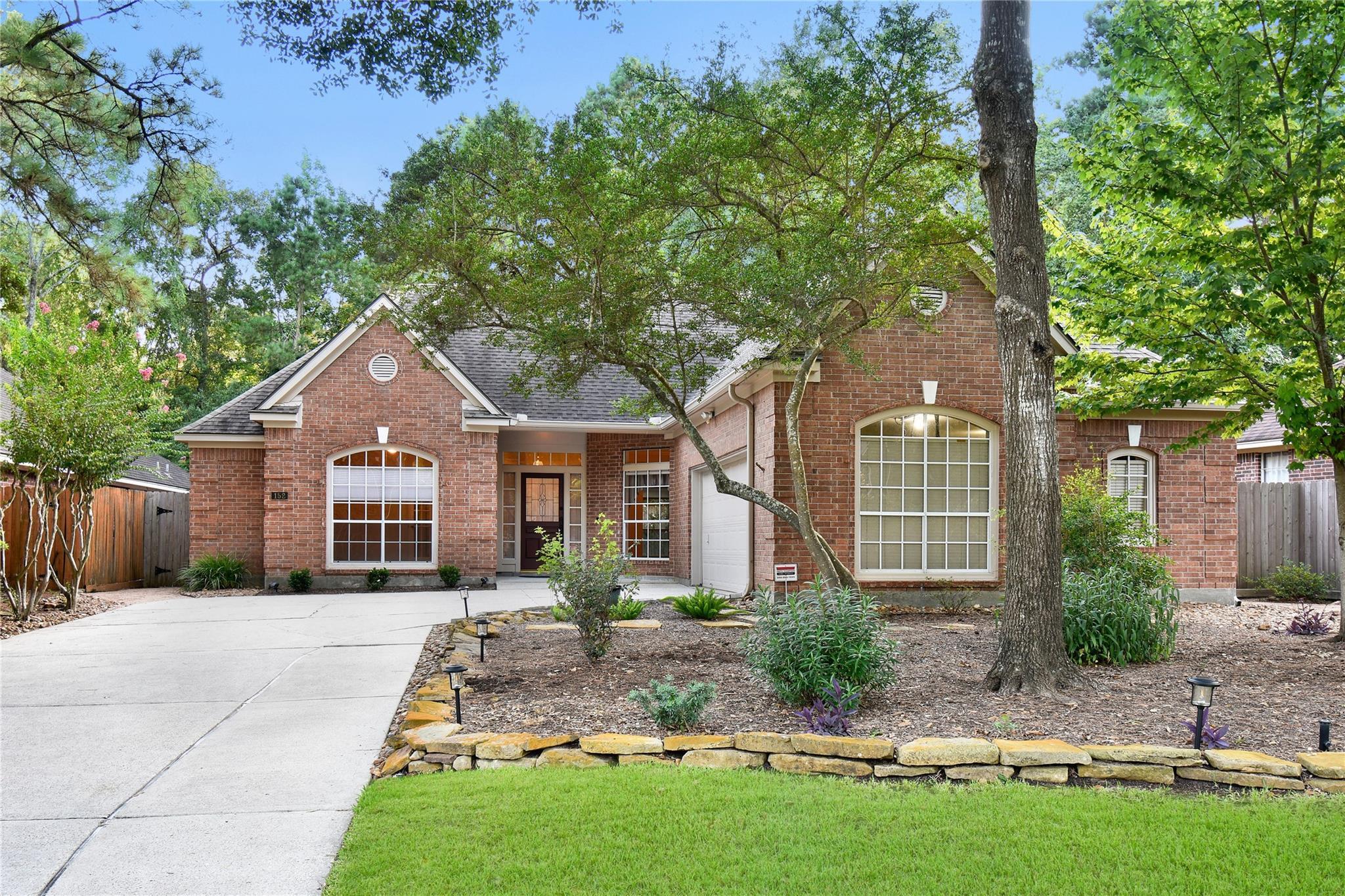 Property Photo: 152 W Amberglow Circle TX 77381