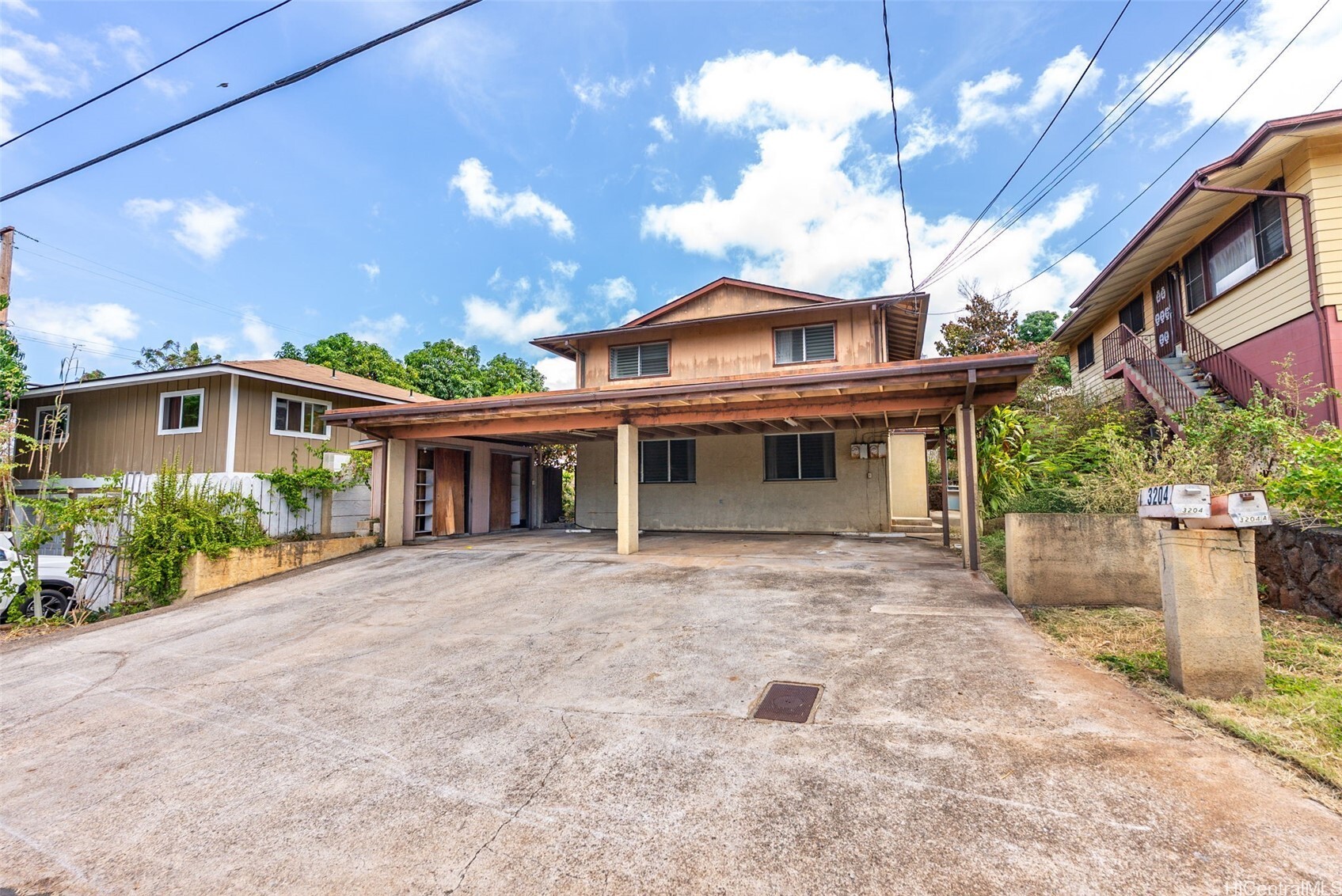 3204 Olu Street  Honolulu HI 96816 photo