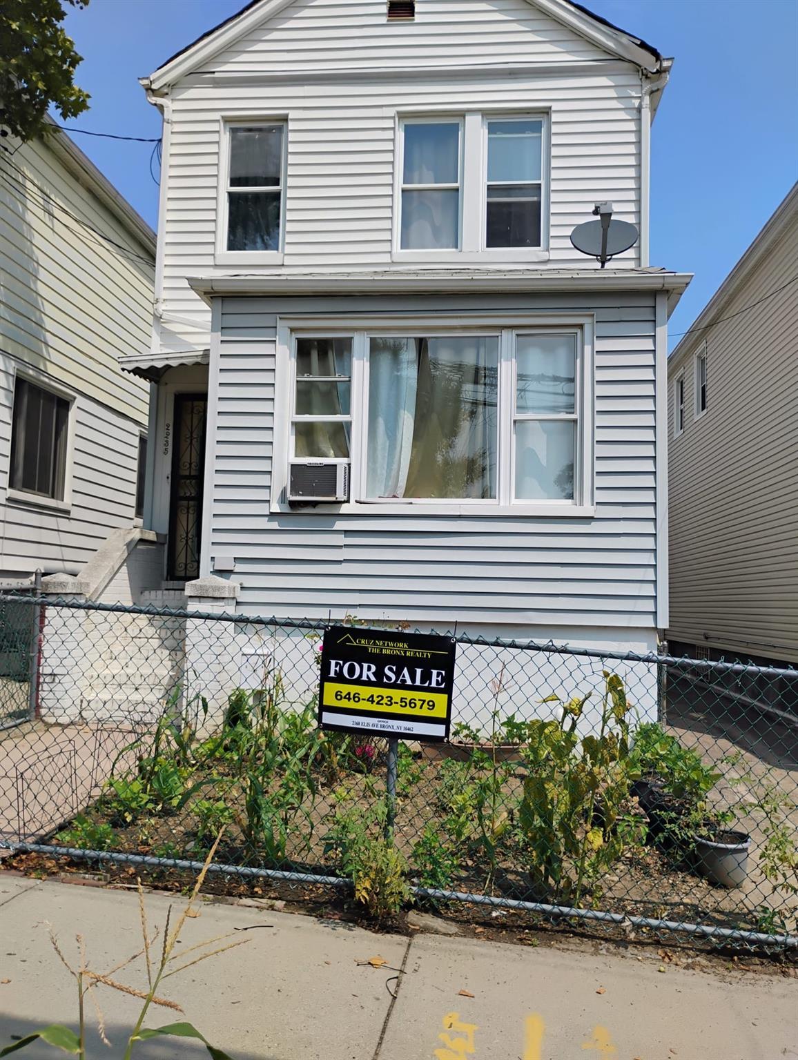 2235 Seward Avenue  Bronx NY 10473 photo