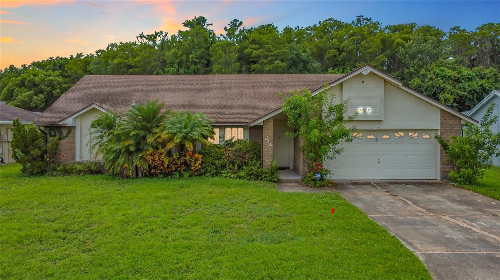314 Silk Oak Dr  Kissimmee FL 34743 photo