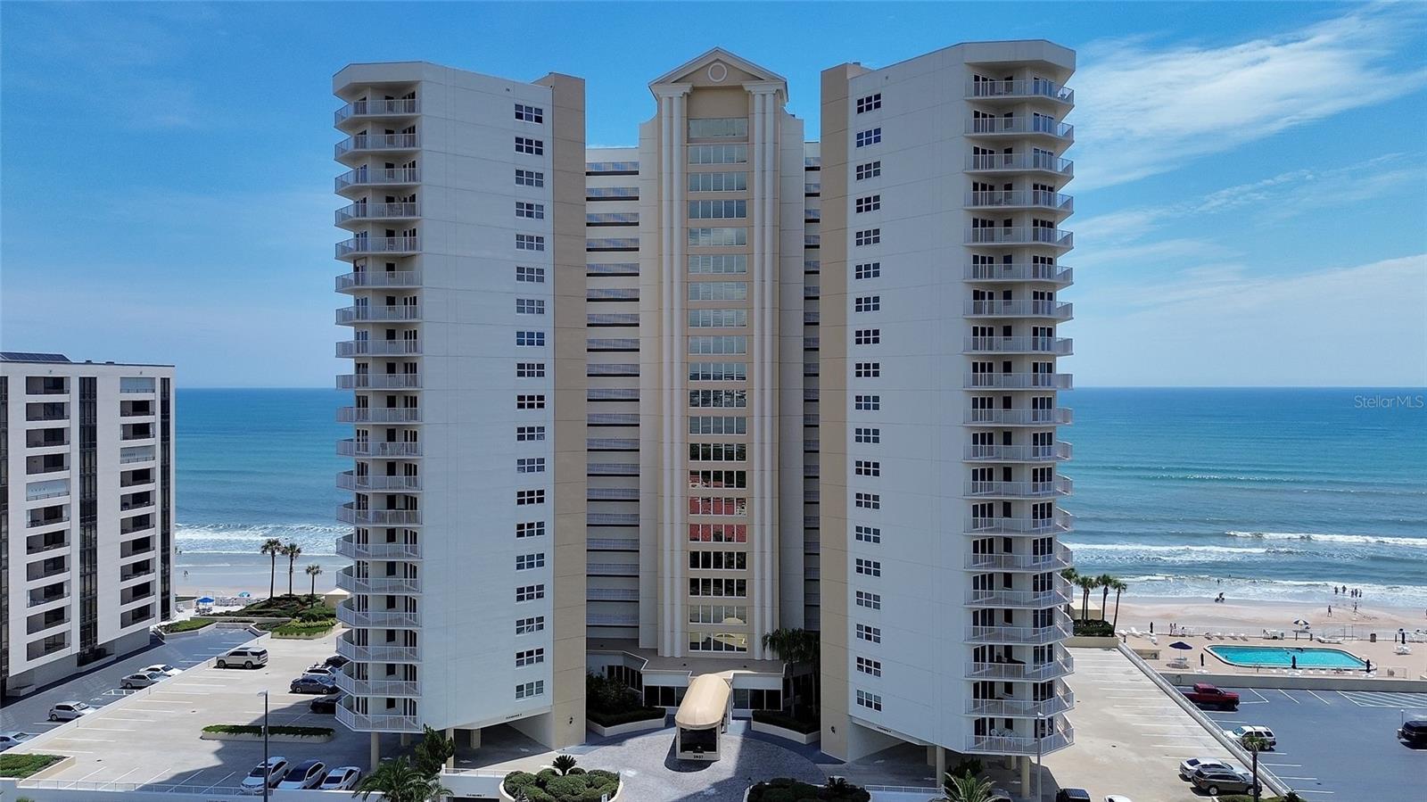 Property Photo: 2937 S Atlantic Avenue 2002 FL 32118