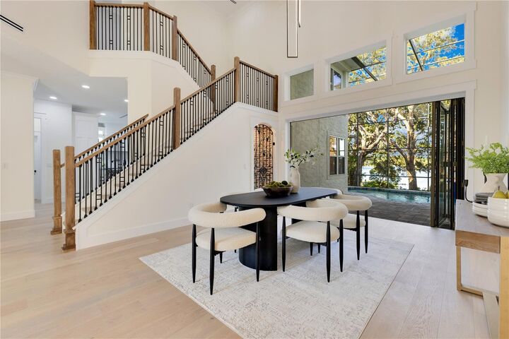 Property Photo:  1003 Oakdale Street  FL 34786 