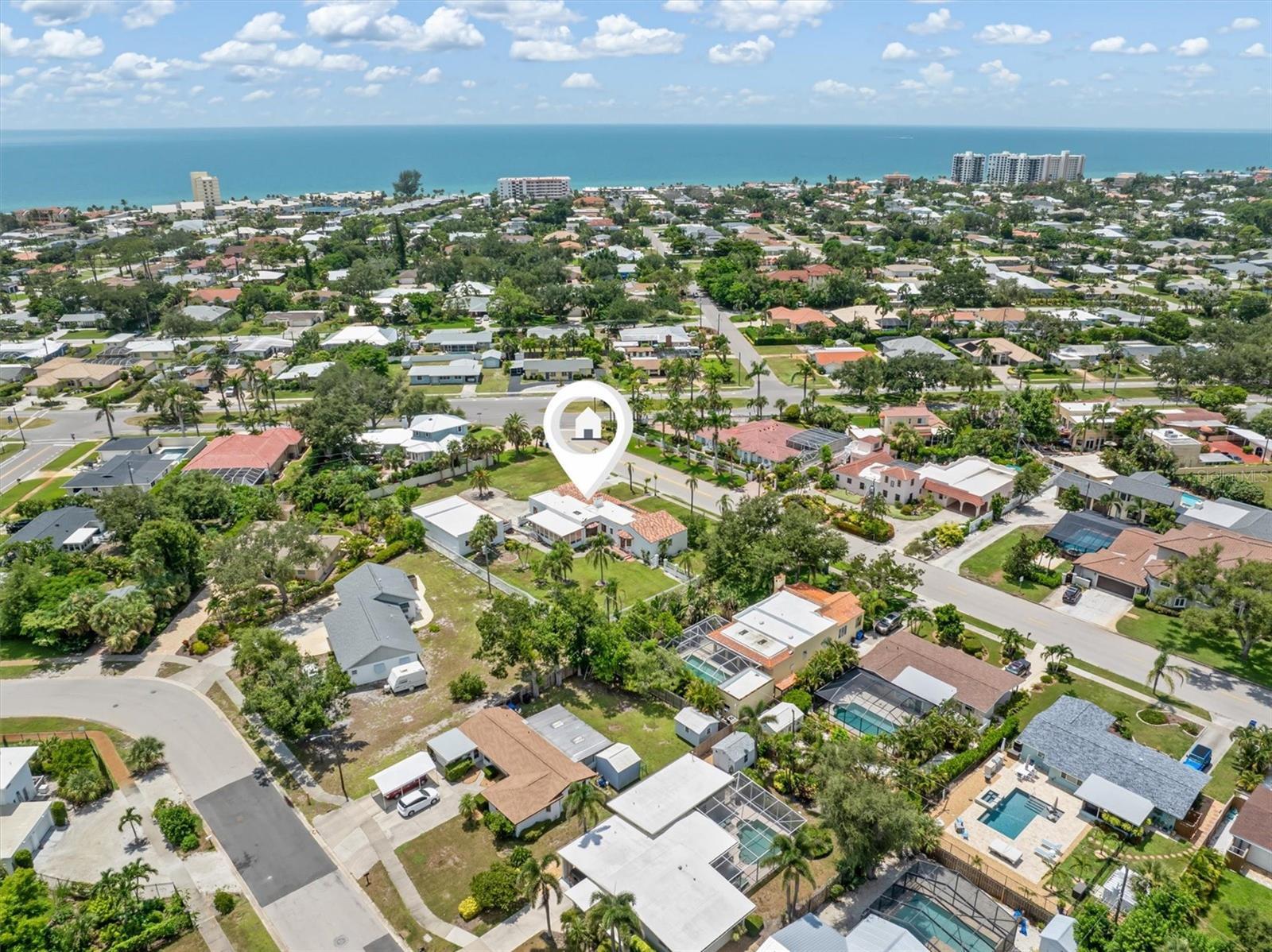 Property Photo: 333 Sorrento Street FL 34285