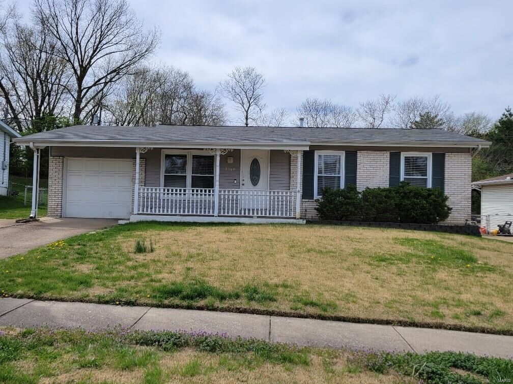 Property Photo: 2260 Calle Vista Drive MO 63031