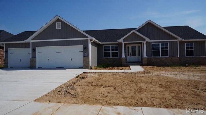 Property Photo:  338 Jenny Court  IL 62298 