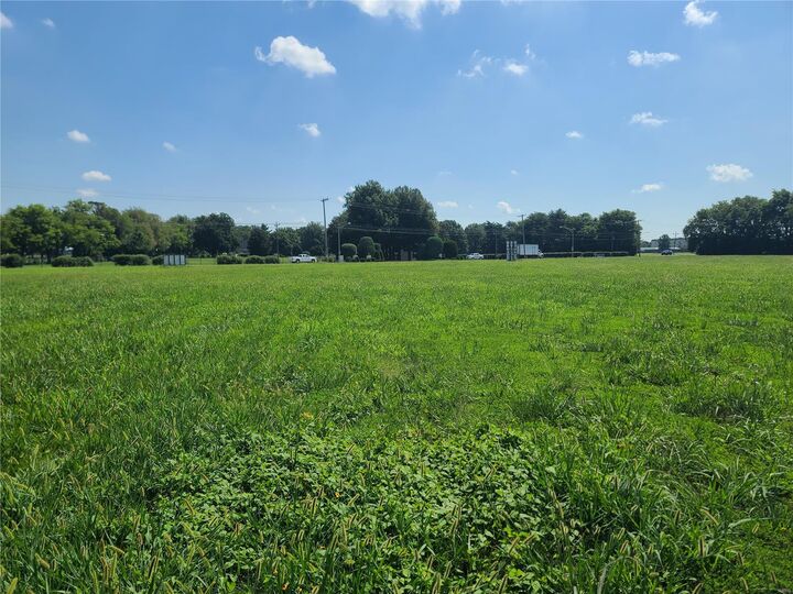 1401 N Main St.  Sikeston MO 63801 photo