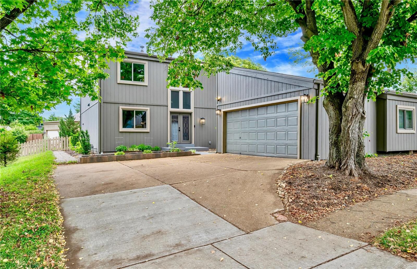 Property Photo: 950 Beacon Woods Court MO 63021