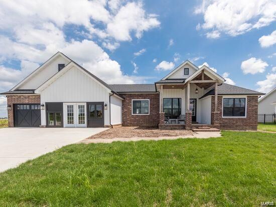 Property Photo: 1226 Remington Road IL 62298