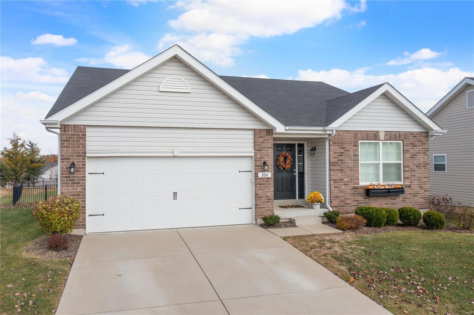 Property Photo: 304 Hidden Bluffs Court MO 63367