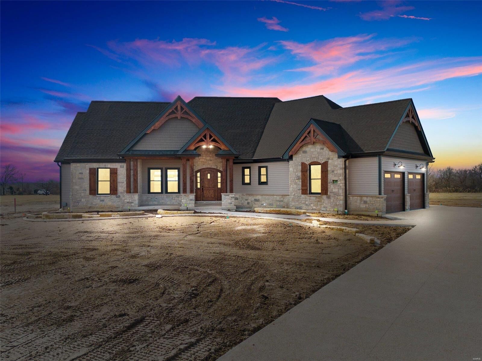 Property Photo: 15 Stonebriar Estates Court MO 63385