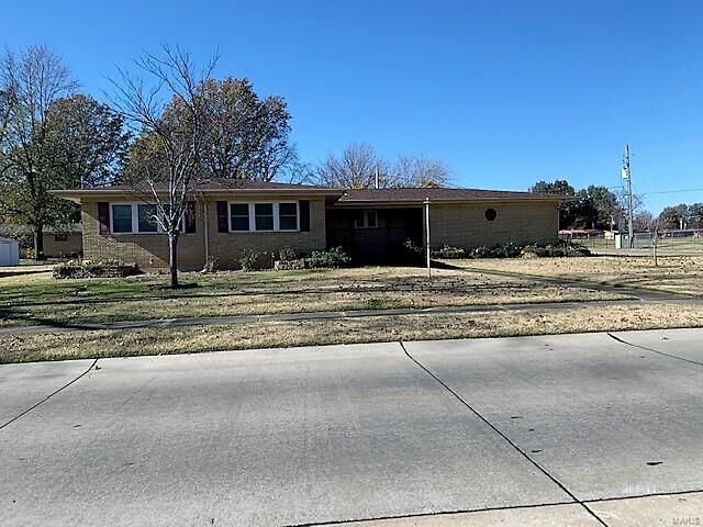 701 Pine Street  Sikeston MO 63863 photo