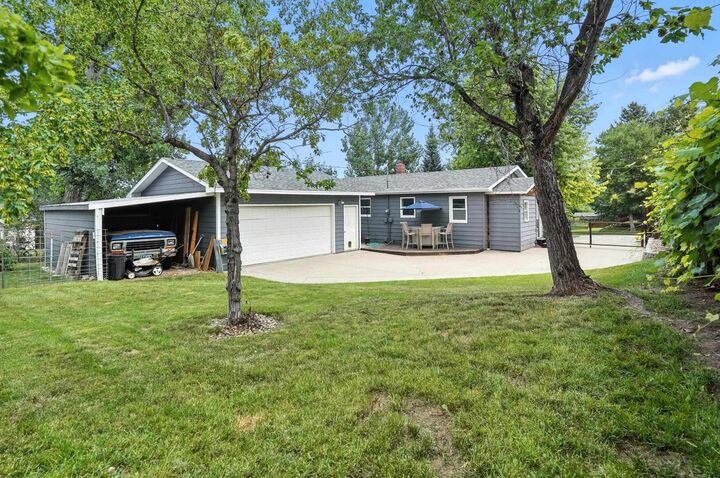 Property Photo:  811 Verdale Drive  SD 57783 
