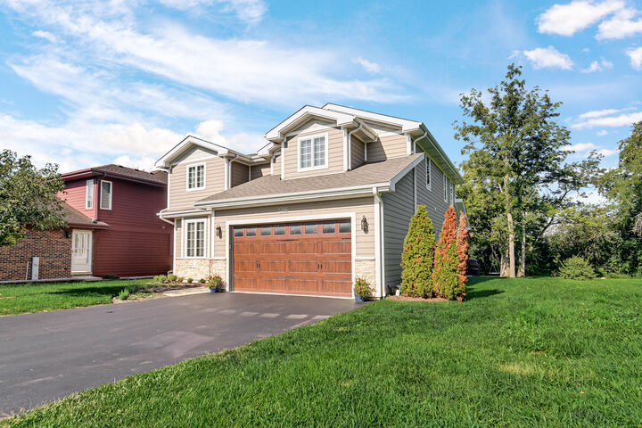 Property Photo:  5622 Belmont Road  IL 60516 