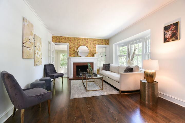 Property Photo: 1001 S Brainard Avenue IL 60525