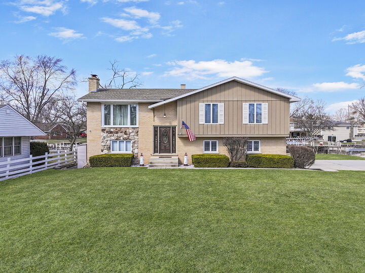 3000 Miller Drive  McHenry IL 60050 photo
