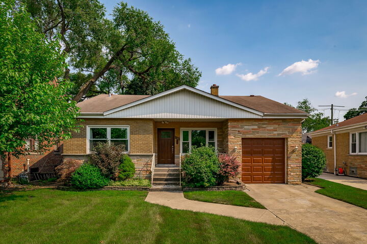 Property Photo:  503 Longcommon Road  IL 60546 