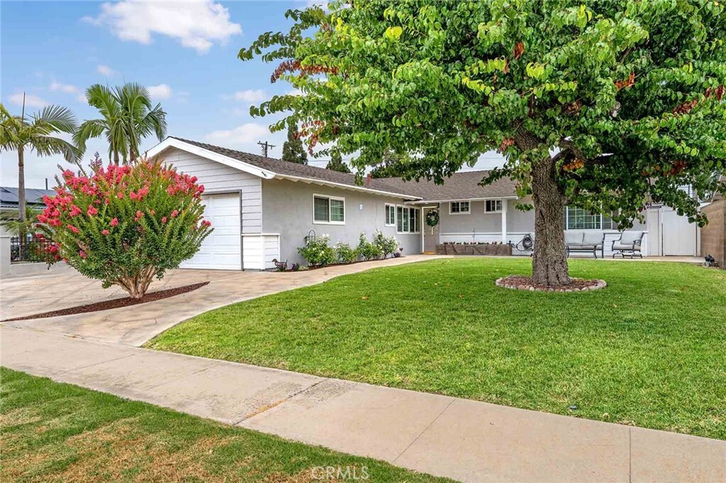 17582 Santa Elena Circle  Fountain Valley CA 92708 photo