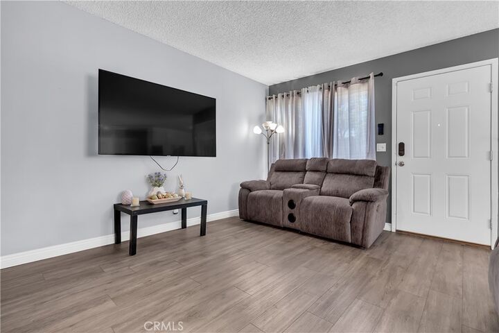 Property Photo:  9800 Vesper Ave 133  CA 91402 