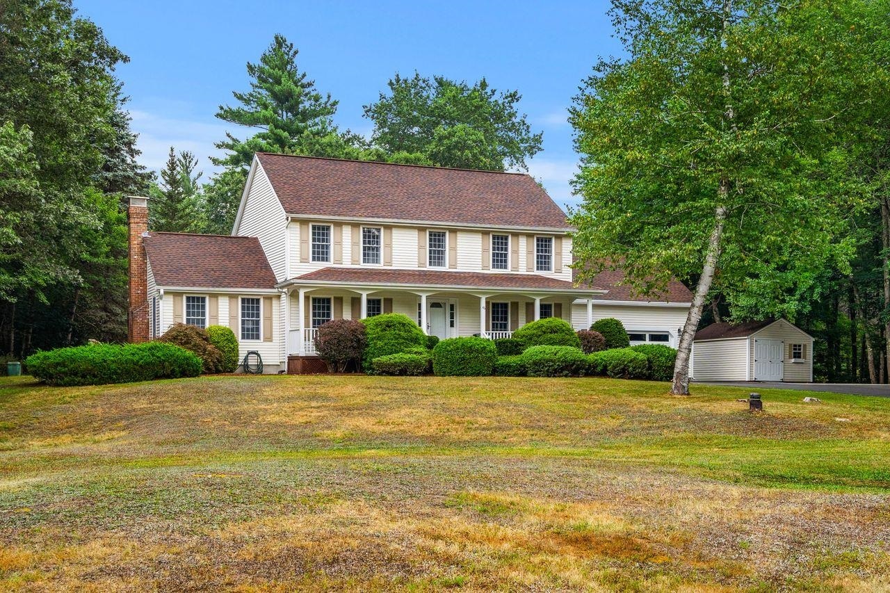 Property Photo:  46 Litchfield Road  NH 03053 