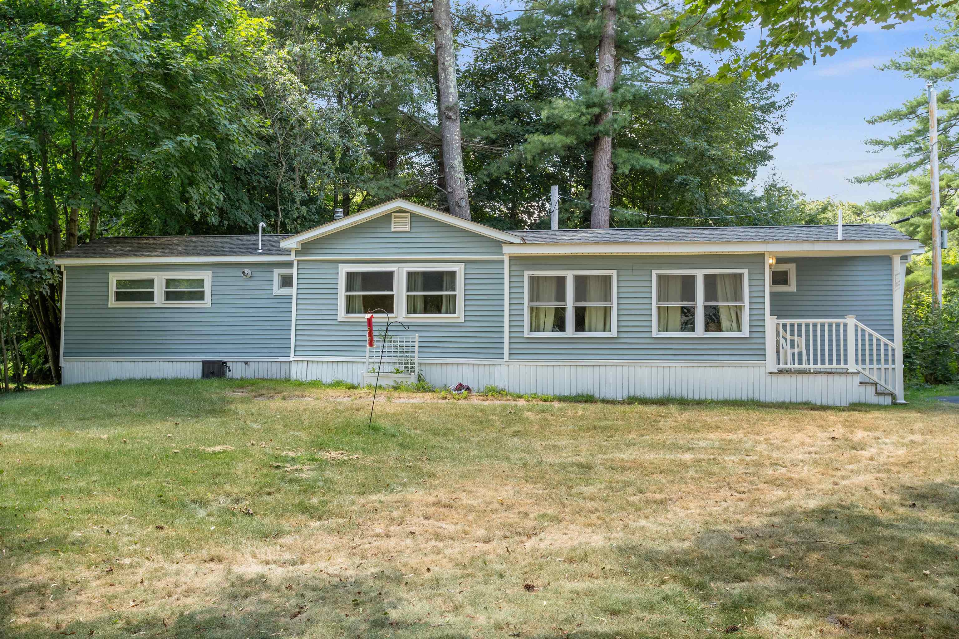 Property Photo: 2 Trout Brook Drive NH 03062