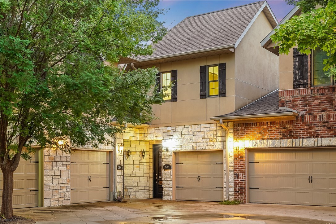 2608 S Everest Avenue  Rogers AR 72758 photo